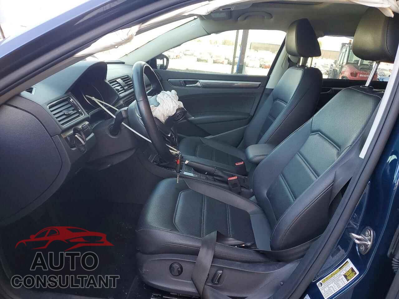 VOLKSWAGEN PASSAT 2018 - 1VWBA7A34JC044569