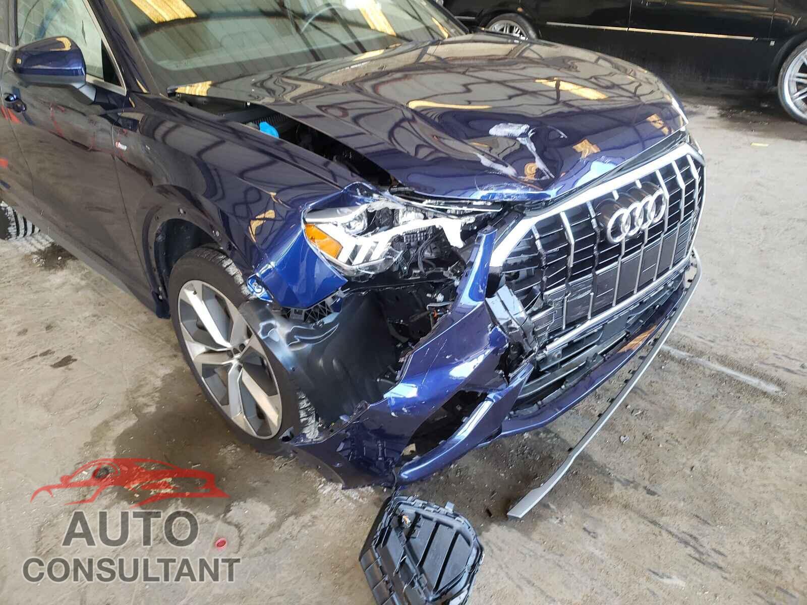 AUDI Q3 2021 - WA1EECF39M1001426