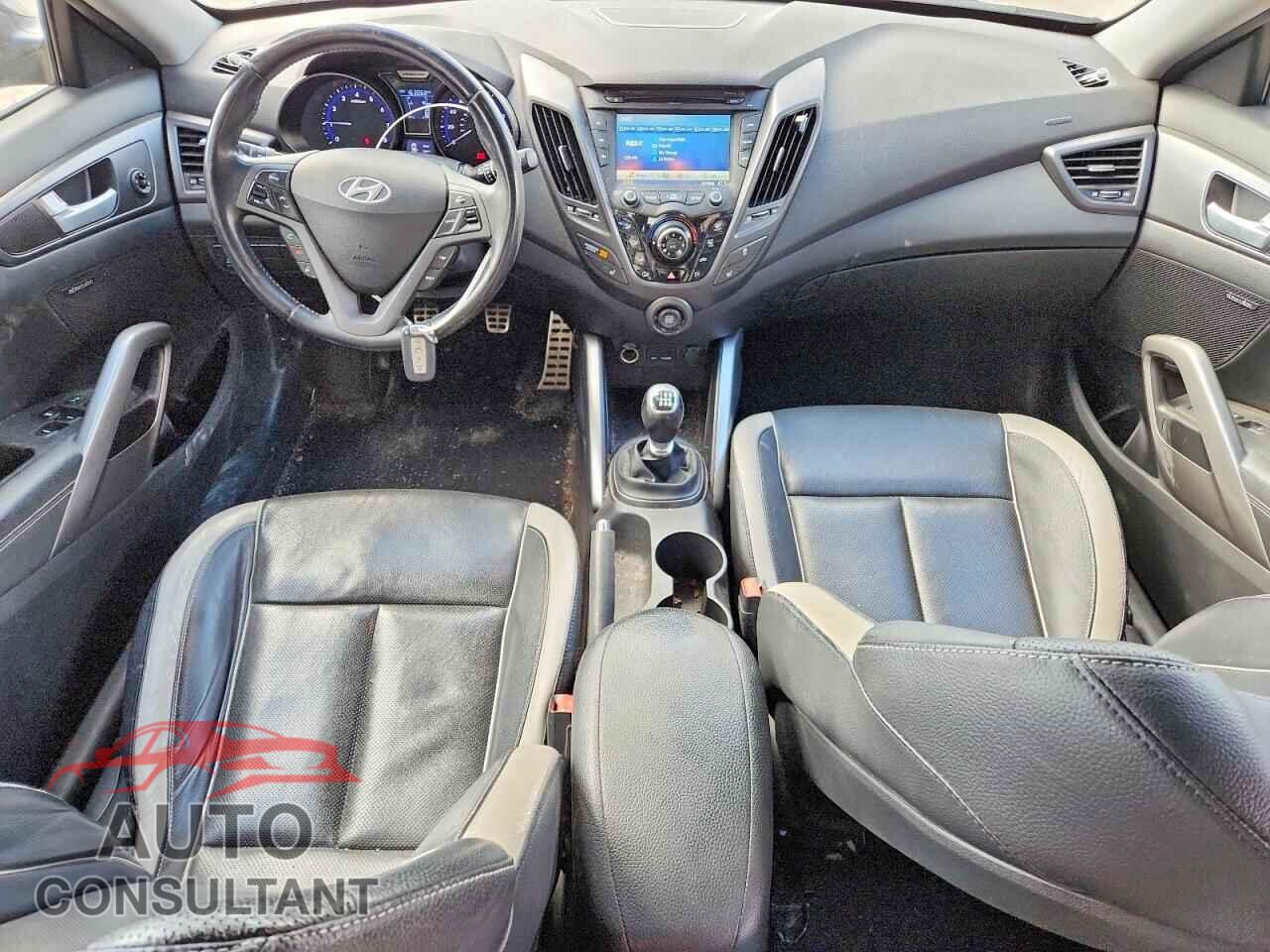 HYUNDAI VELOSTER 2013 - KMHTC6AE2DU178357
