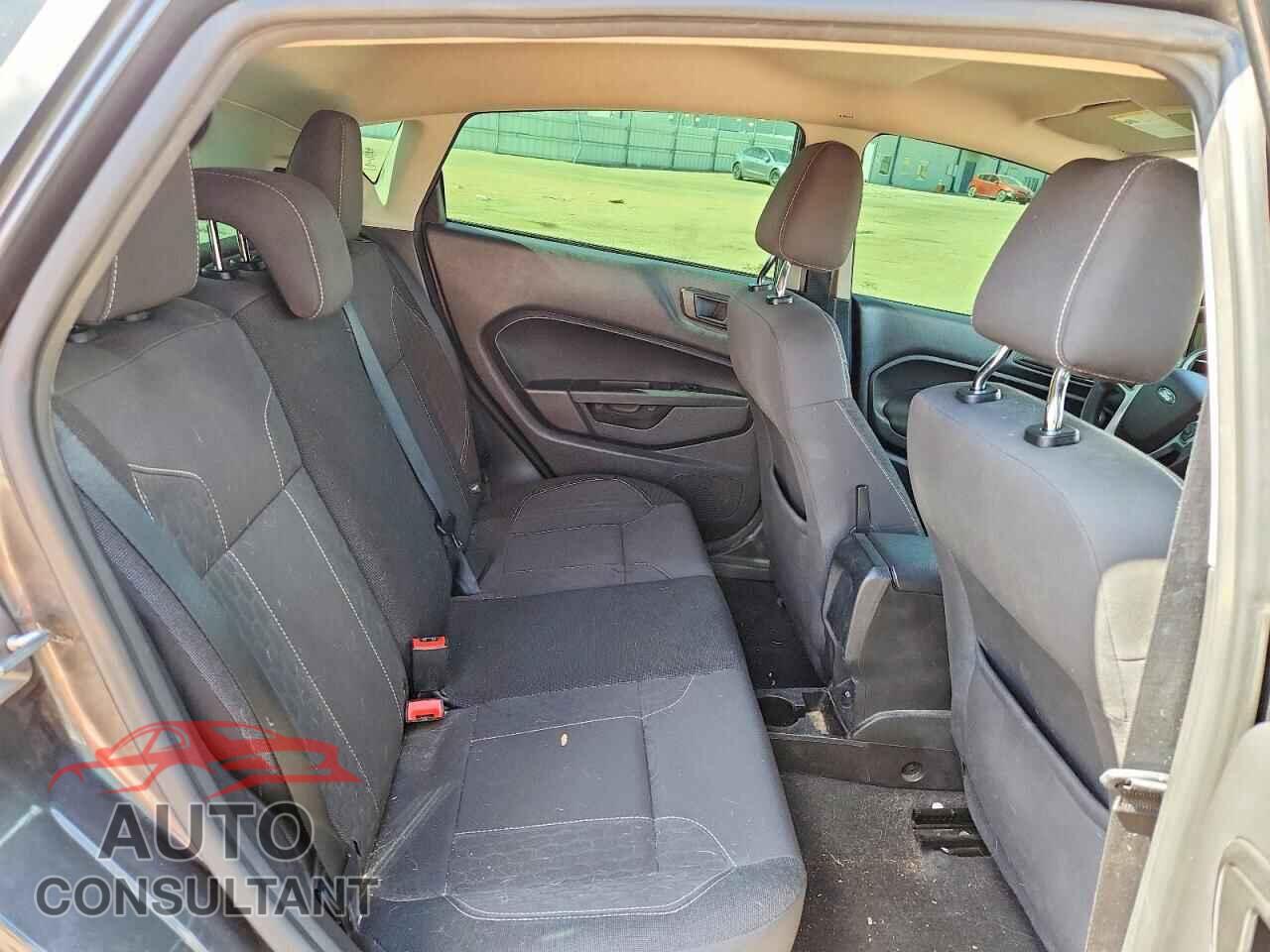 FORD FIESTA 2017 - 3FADP4EJ3HM122520