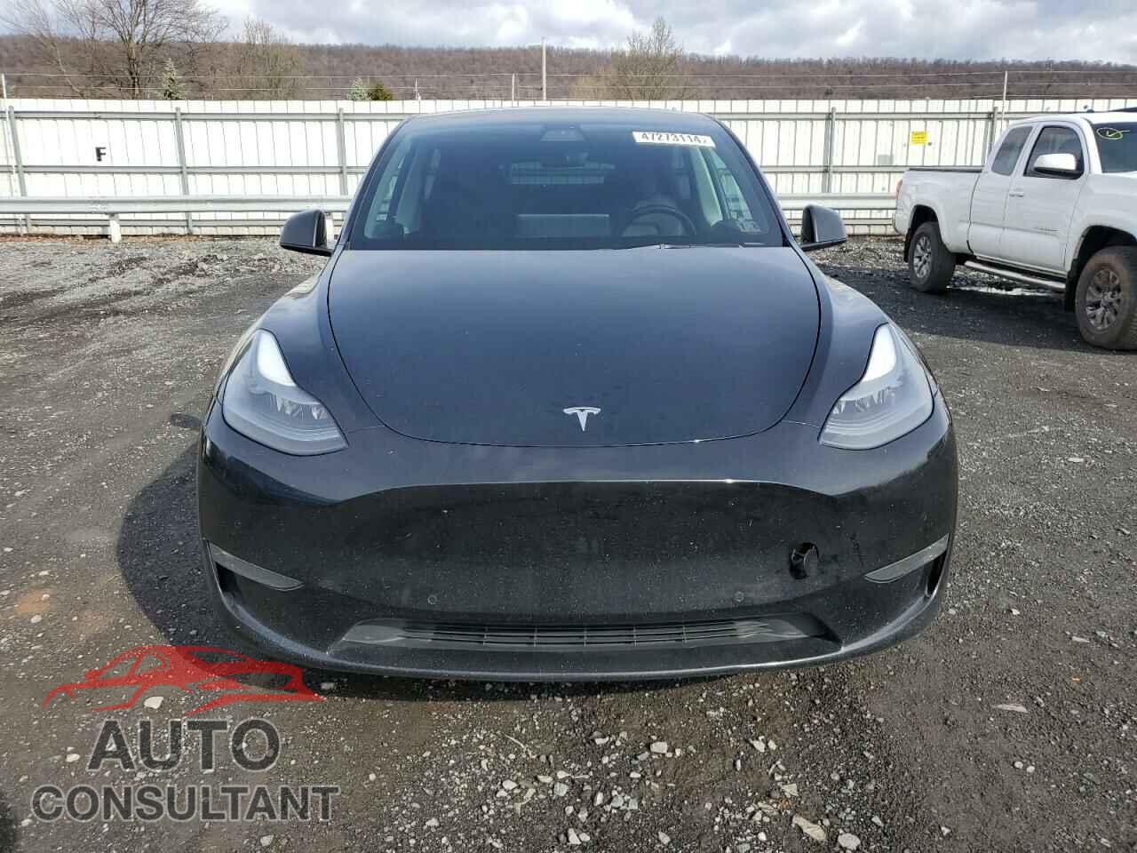 TESLA MODEL Y 2021 - 5YJYGDEF8MF137715