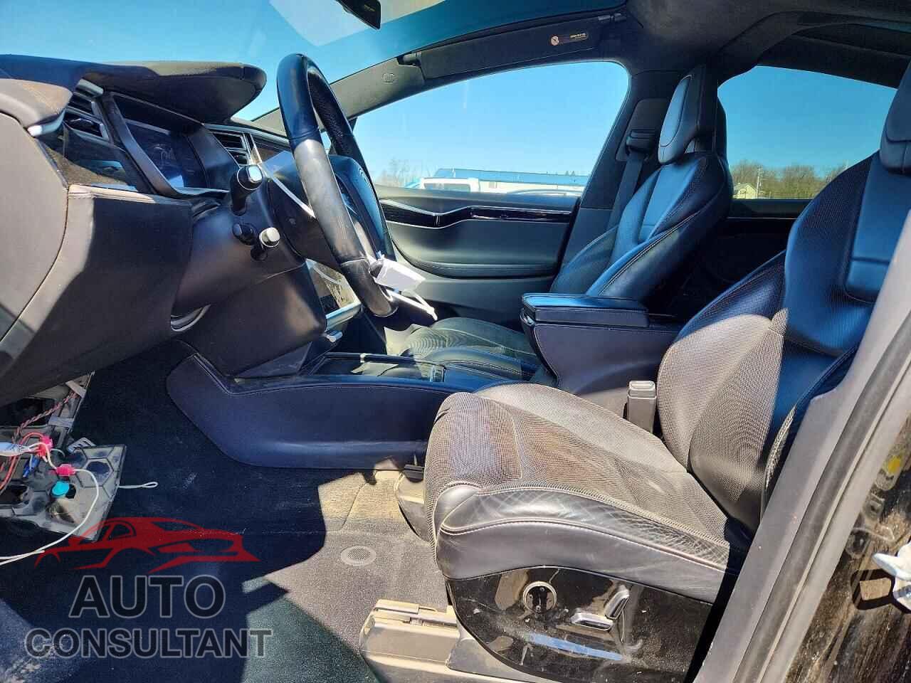 TESLA MODEL X 2016 - 5YJXCBE47GF023641