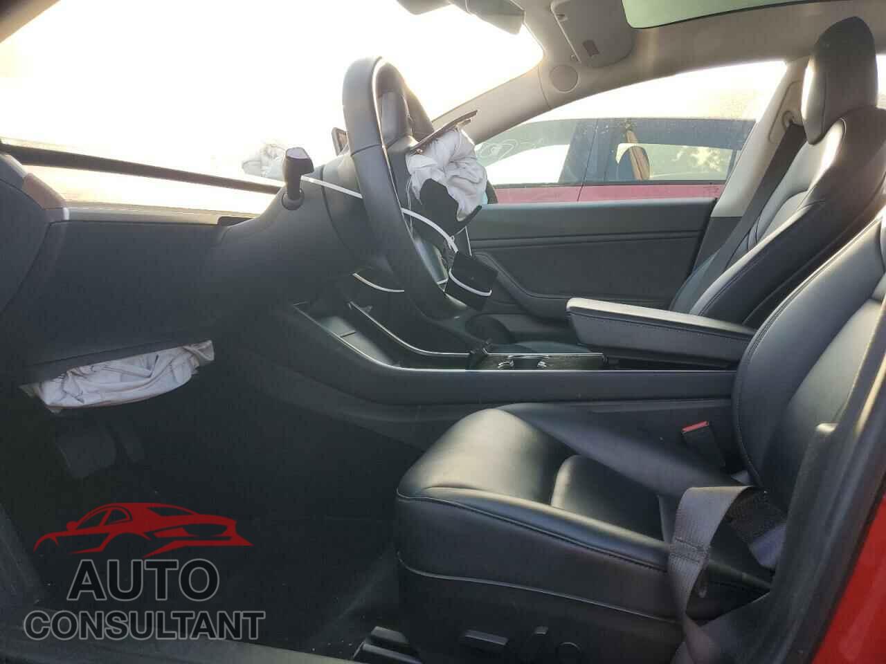 TESLA MODEL 3 2018 - 5YJ3E1EA3JF102921