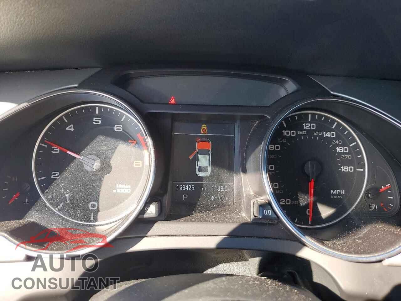 AUDI A5 2011 - WAULFAFRXBA038725