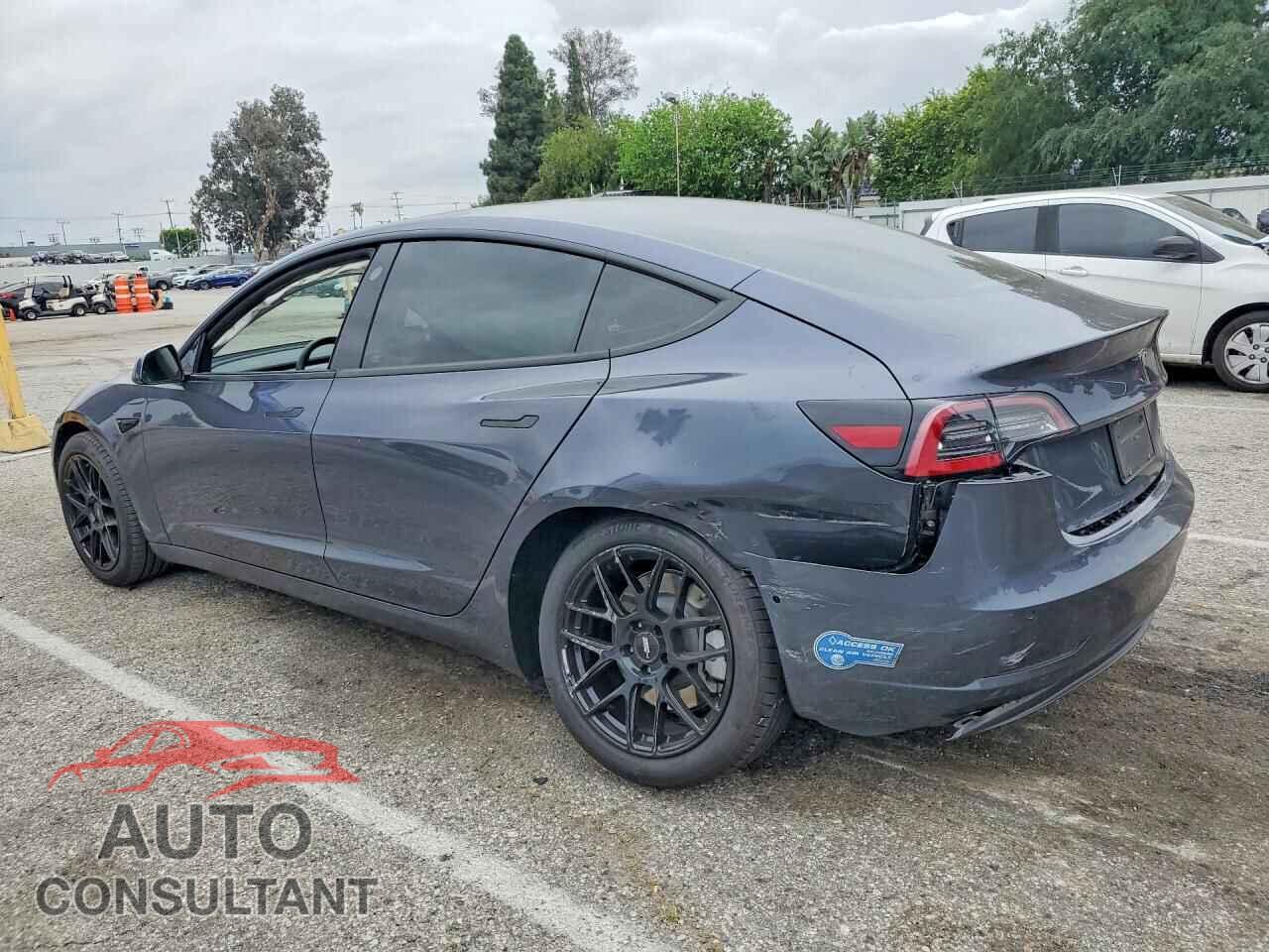 TESLA MODEL 3 2021 - 5YJ3E1EB3MF051966