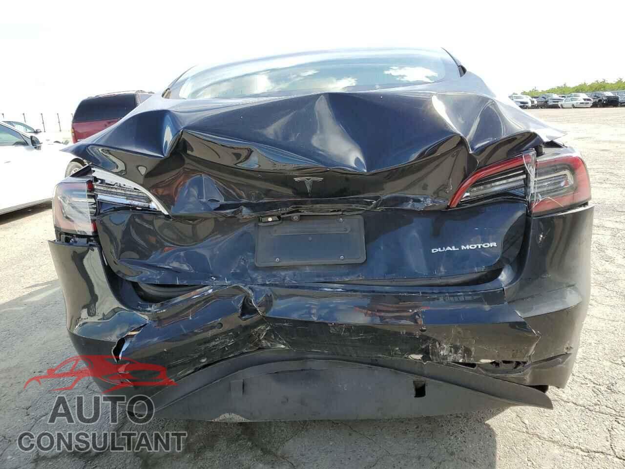 TESLA MODEL 3 2019 - 5YJ3E1EB7KF361261