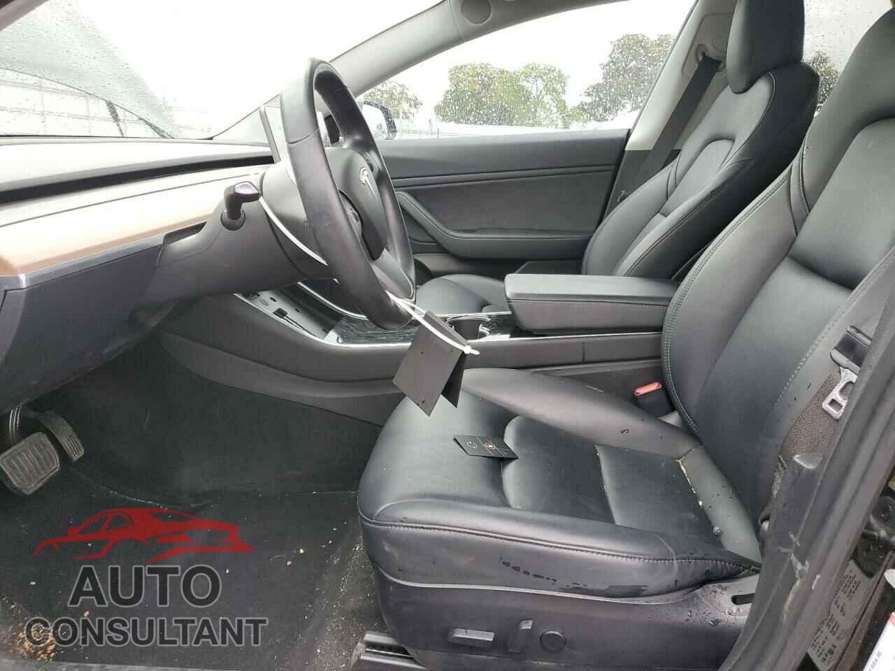 TESLA MODEL 3 2018 - 5YJ3E1EA4JF156518