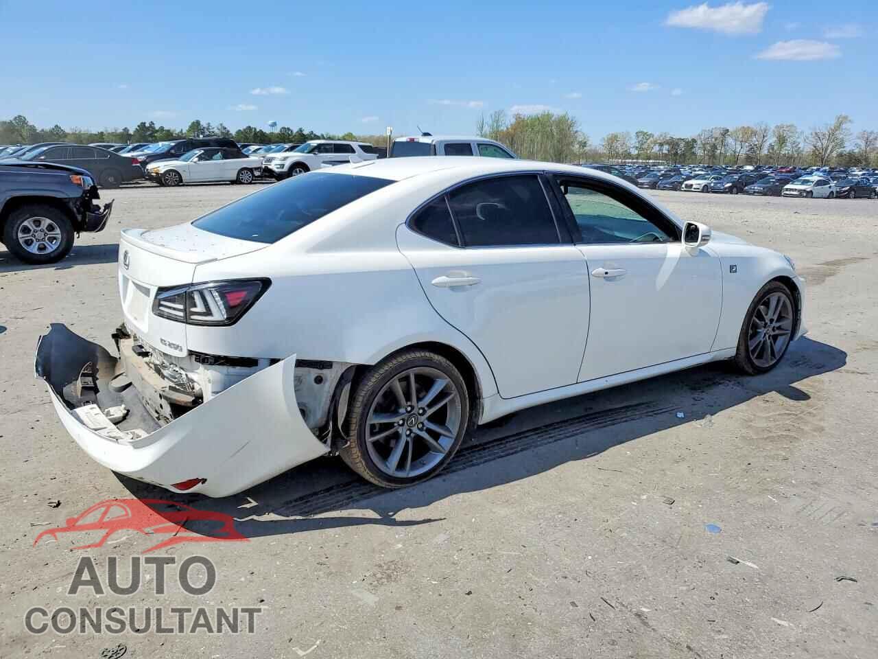 LEXUS IS 2011 - JTHBF5C29B5153885