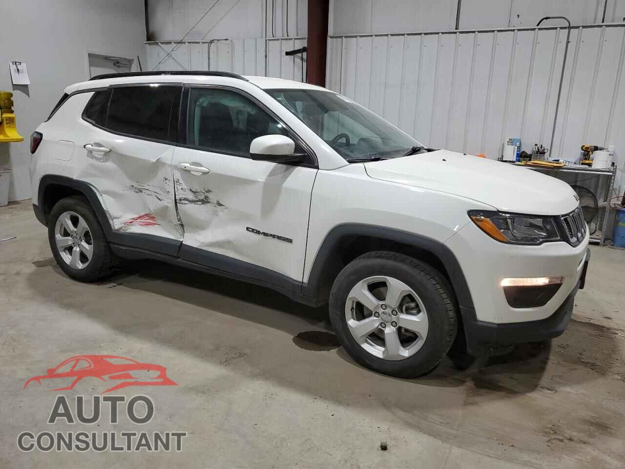 JEEP COMPASS 2018 - 3C4NJDBB2JT284115