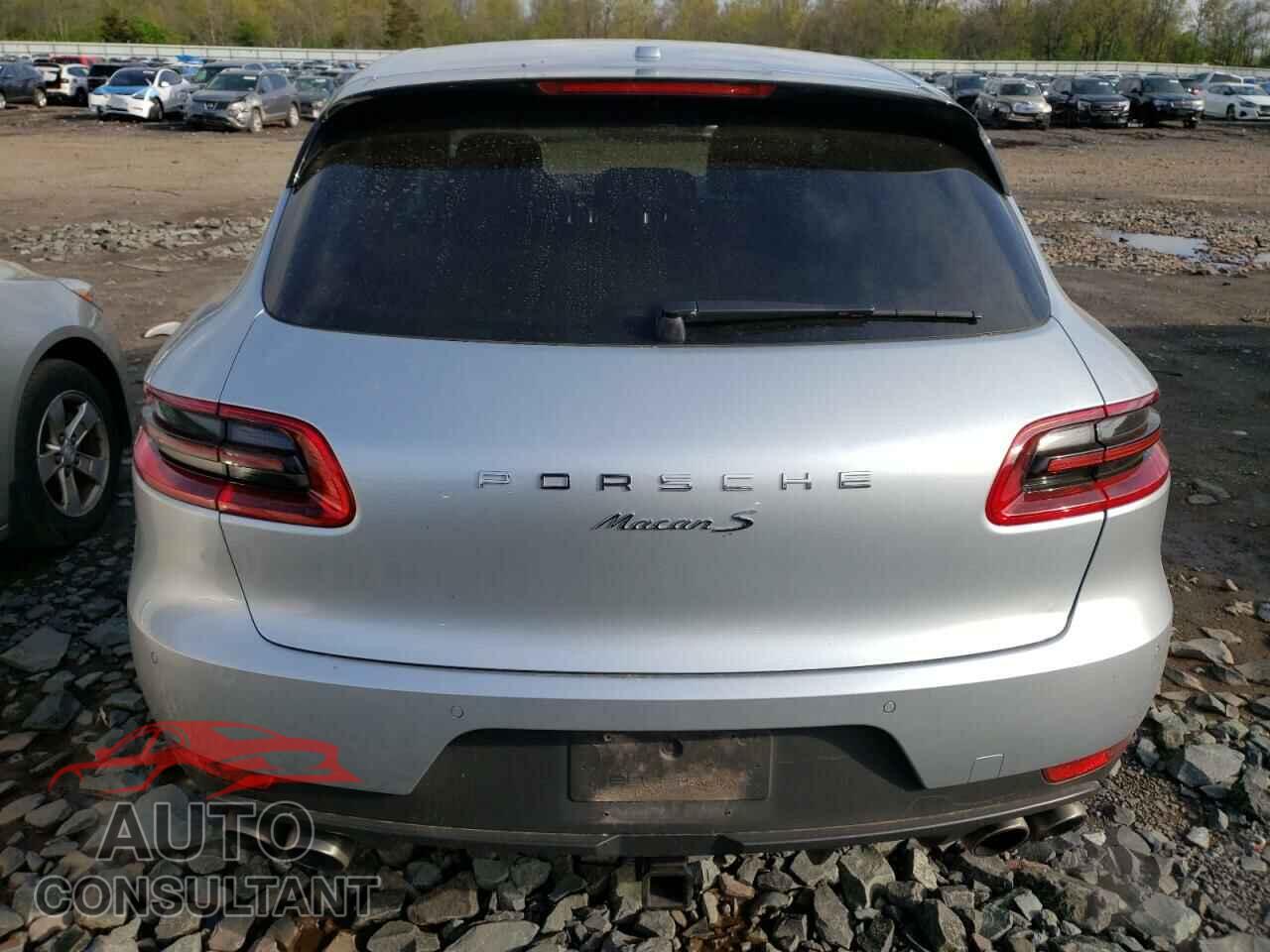PORSCHE MACAN 2016 - WP1AB2A54GLB57123