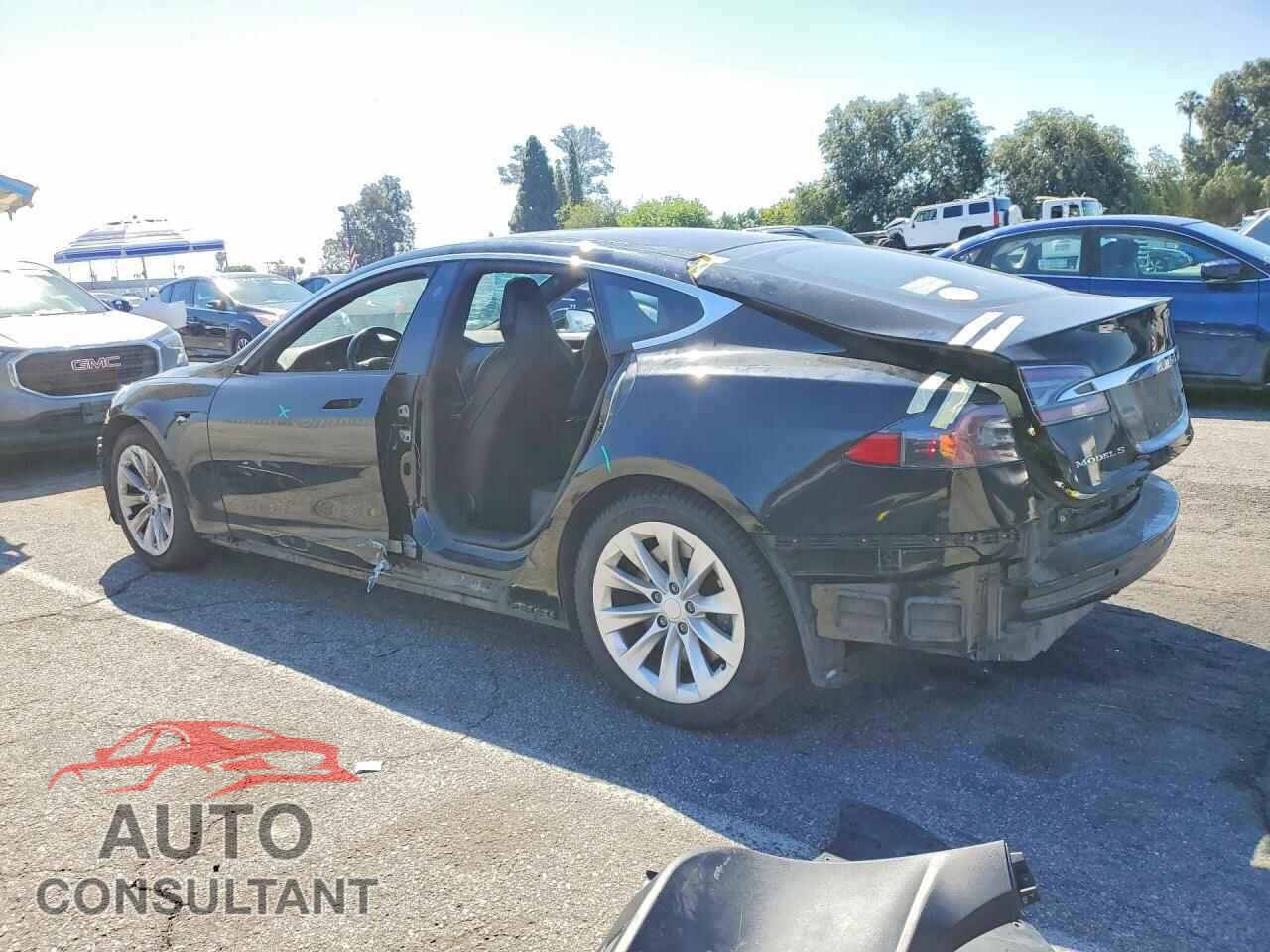 TESLA MODEL S 2018 - 5YJSA1E27JF290679