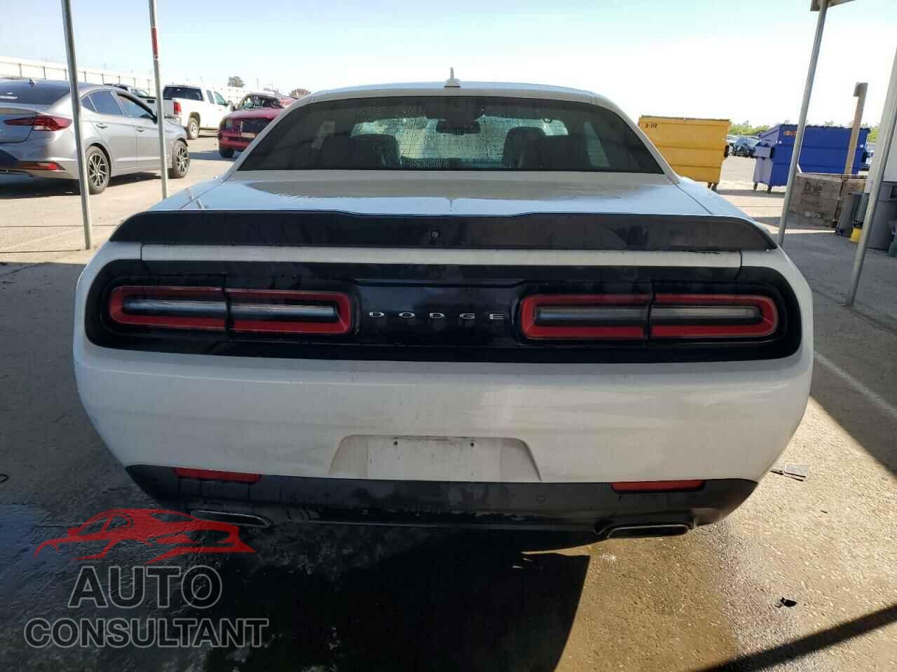 DODGE CHALLENGER 2018 - 2C3CDZAG4JH280704