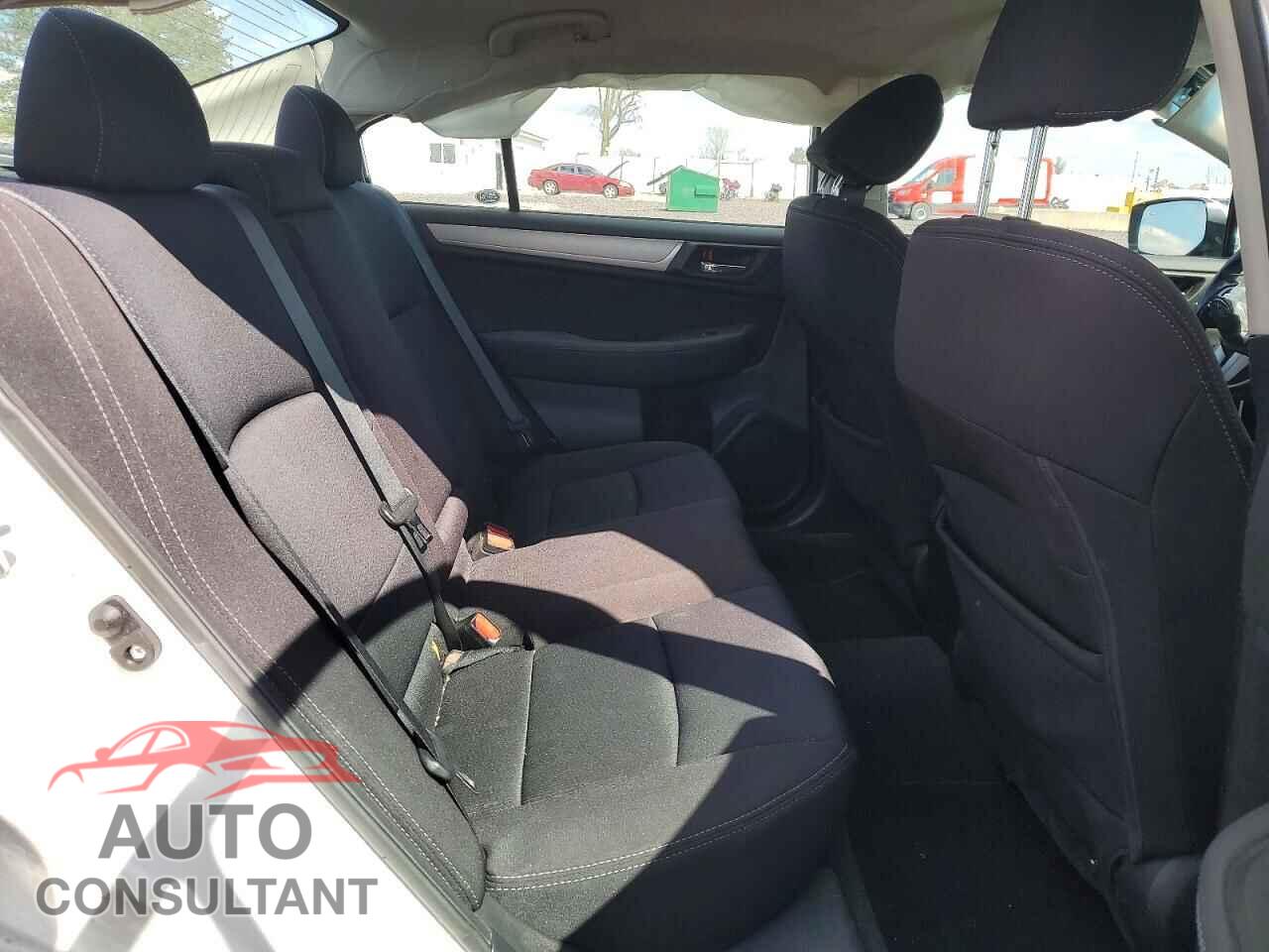 SUBARU LEGACY 2016 - 4S3BNBF62G3017635