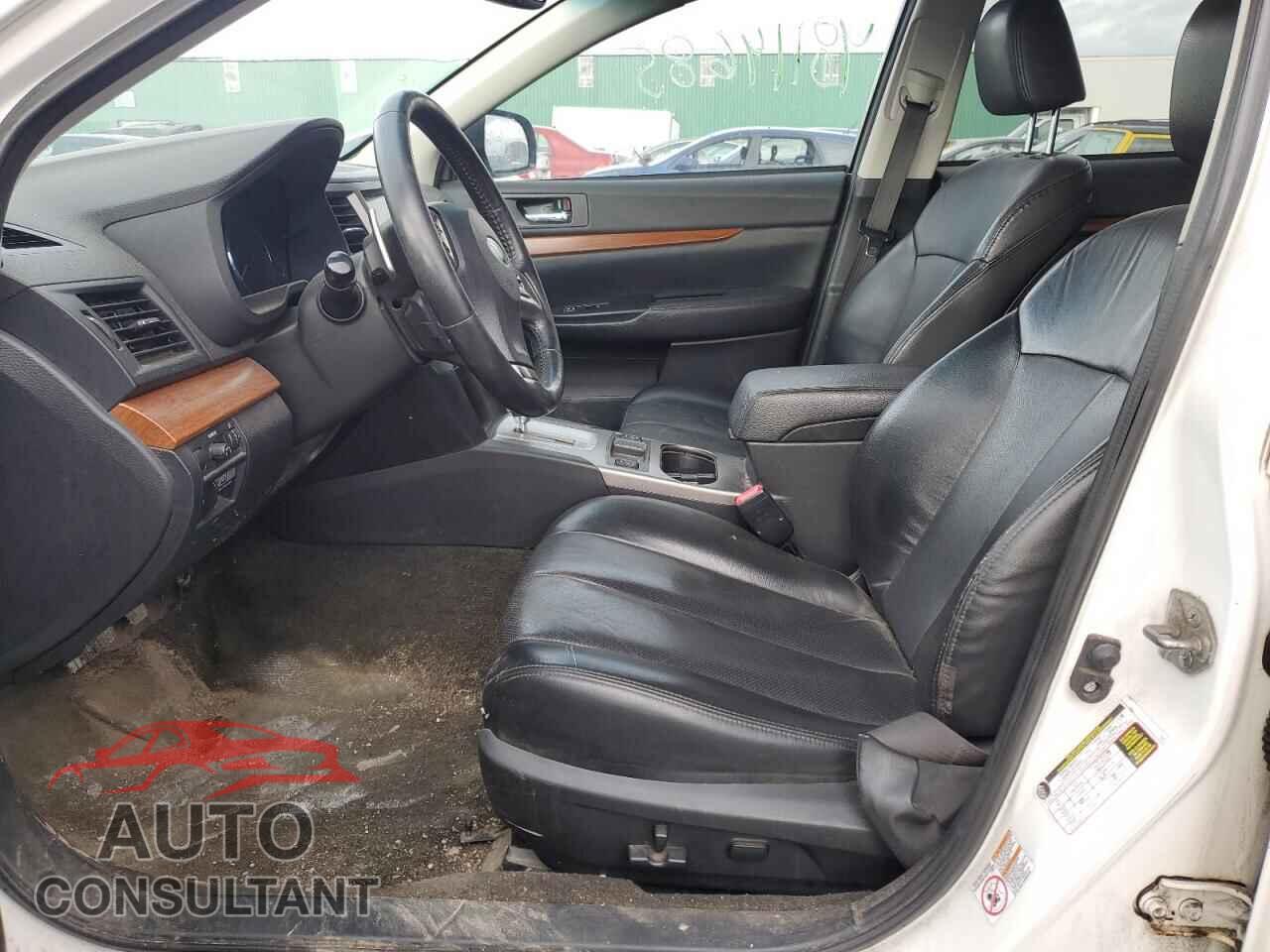 SUBARU OUTBACK 2013 - 4S4BRJLC3D2290136