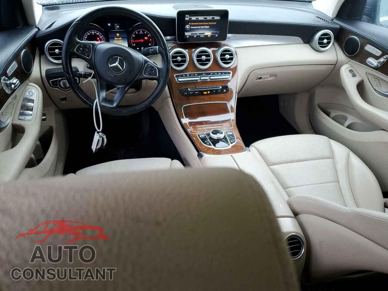 MERCEDES-BENZ GLC-CLASS 2017 - WDC0G4KB0HF217892