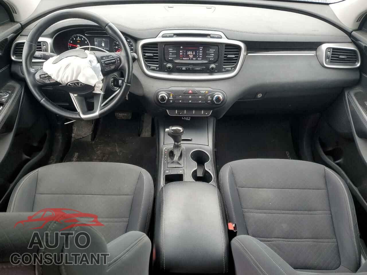 KIA SORENTO 2016 - 5XYPG4A55GG083585