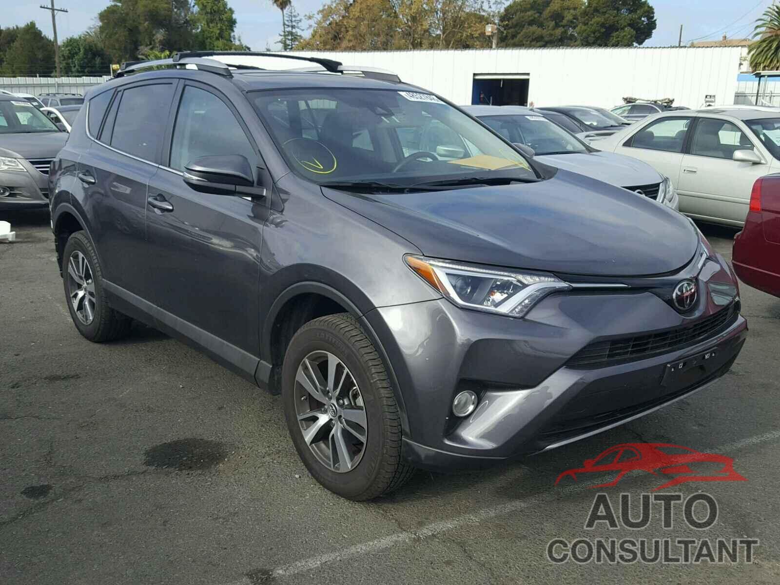 TOYOTA RAV4 XLE 2017 - 2T3WFREV3HW319479