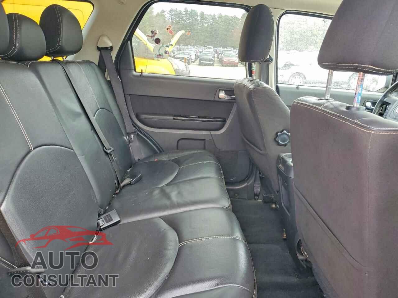 MAZDA TRIBUTE 2011 - 4F2CY9C70BKM04801