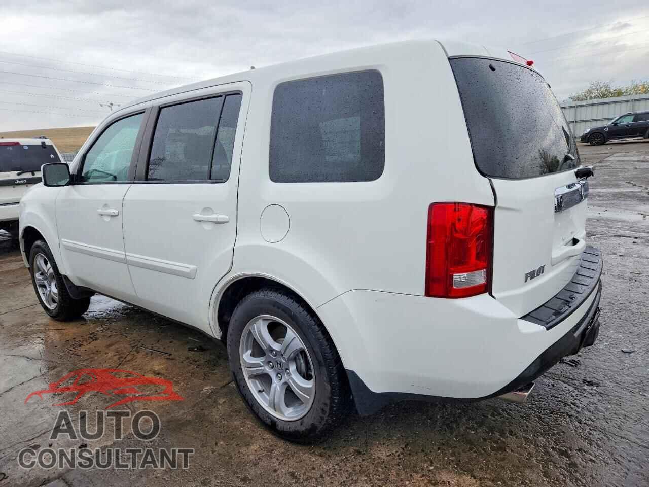 HONDA PILOT 2015 - 5FNYF3H58FB006447
