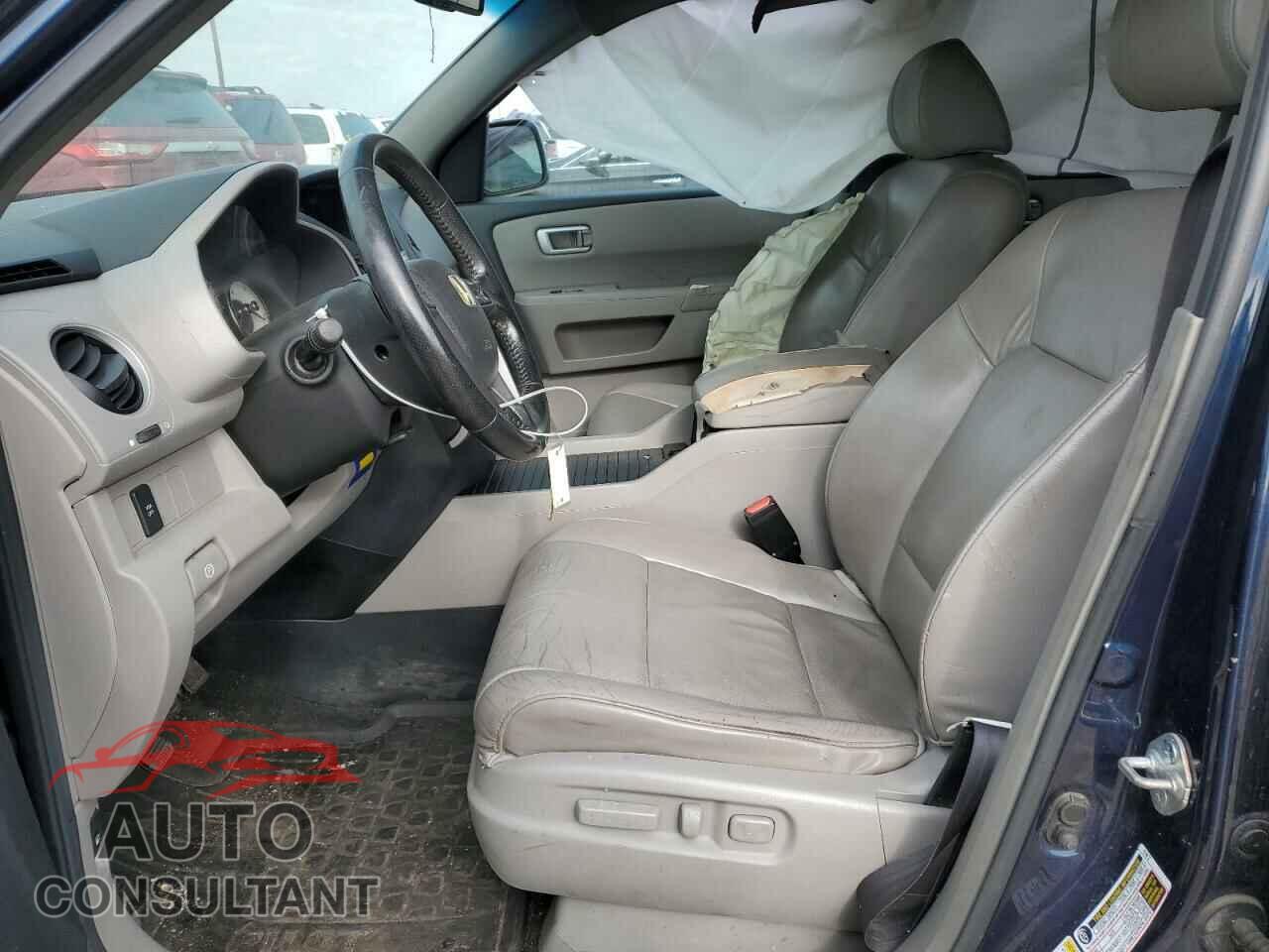 HONDA PILOT 2011 - 5FNYF4H54BB012696