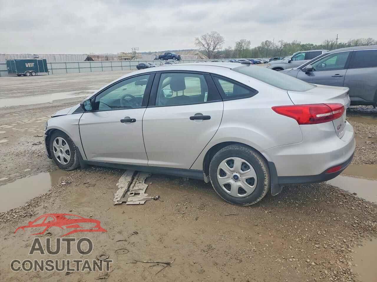 FORD FOCUS 2016 - 1FADP3E2XGL305092