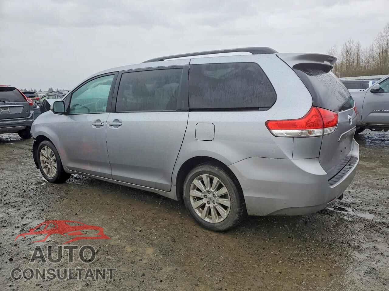 TOYOTA SIENNA 2012 - 5TDDK3DC9CS034764