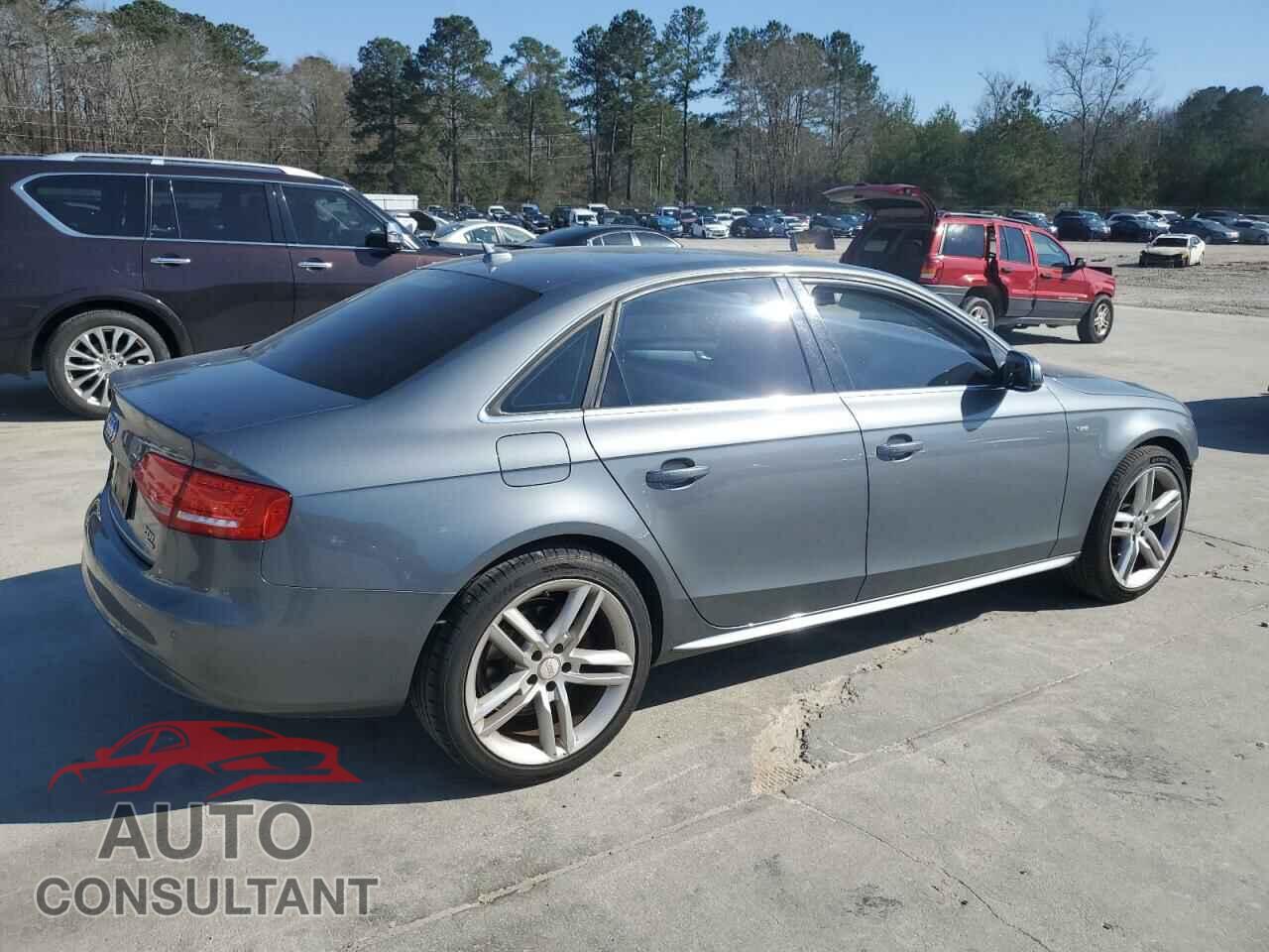 AUDI A4 2012 - WAUFFAFL0CN015747