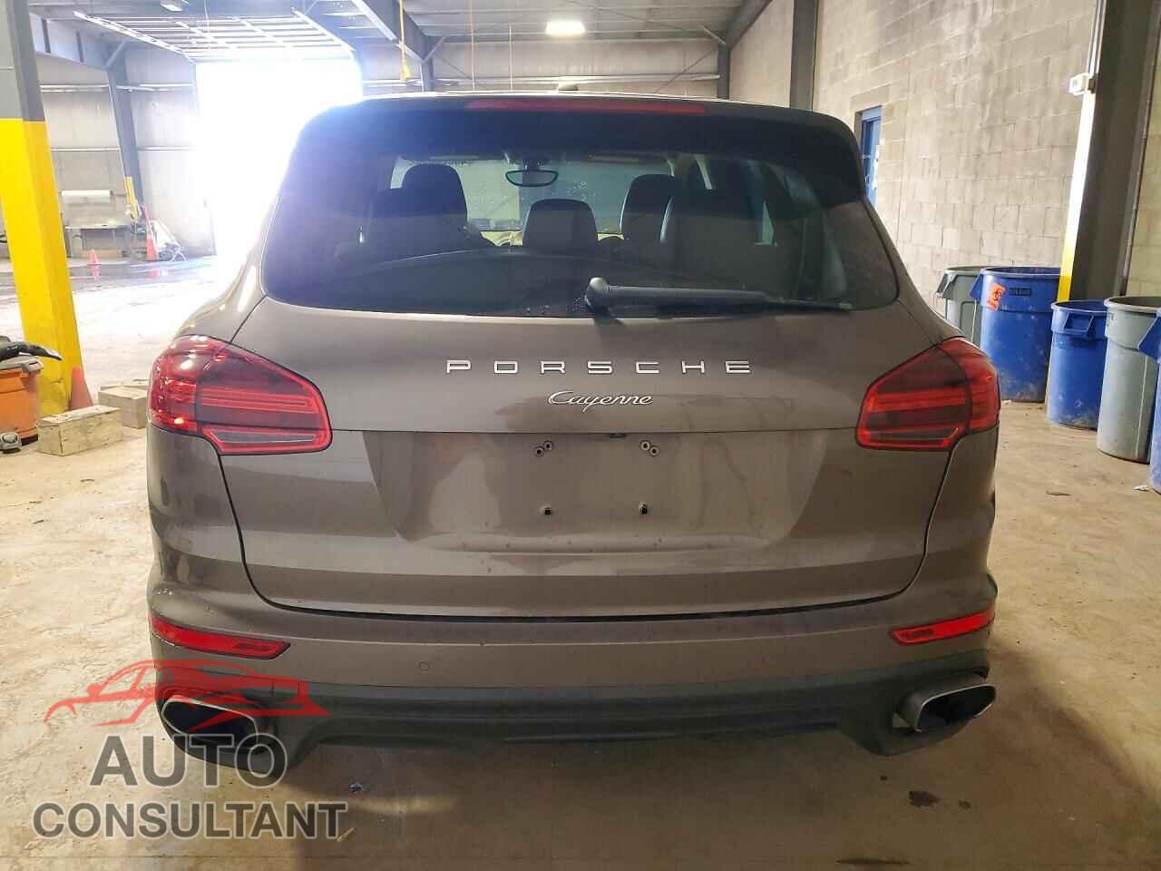 PORSCHE CAYENNE 2016 - WP1AA2A20GLA11259