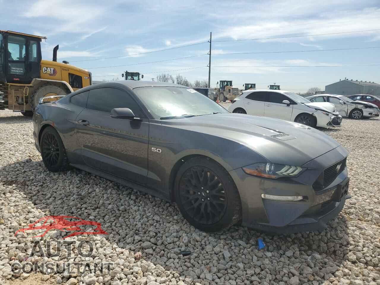 FORD MUSTANG 2018 - 1FA6P8CF3J5126710