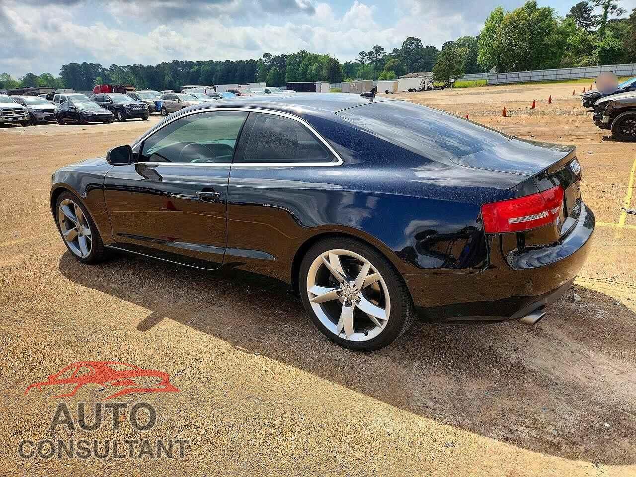 AUDI A5 2010 - WAUCKAFR3AA074833
