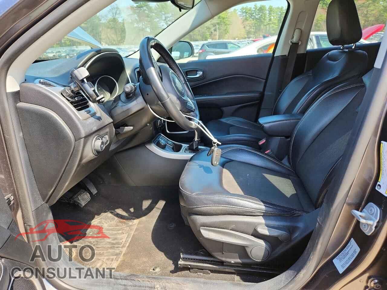 JEEP COMPASS 2017 - 3C4NJDBB1HT674570