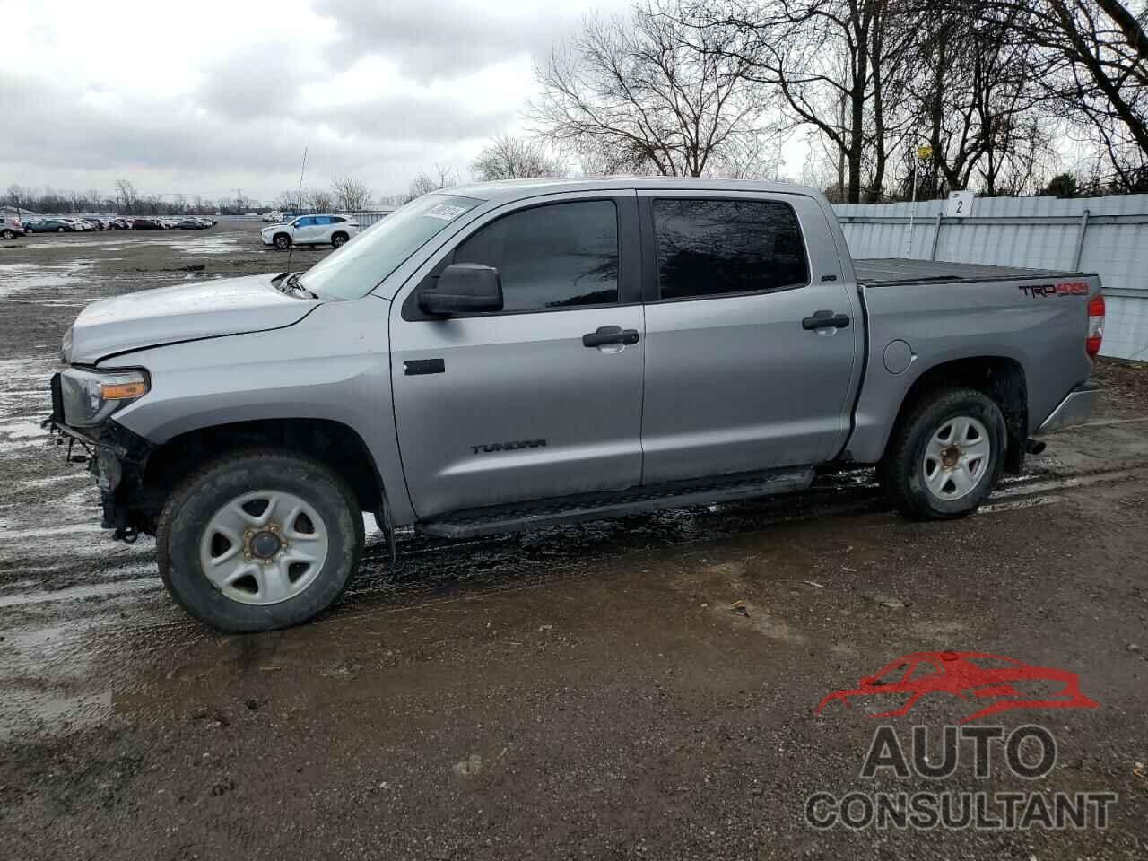 TOYOTA TUNDRA 2018 - 5TFDY5F18JX708237