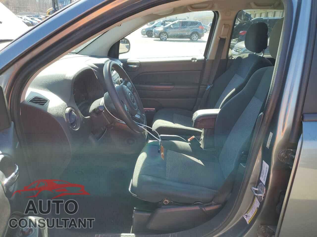 JEEP COMPASS 2012 - 1C4NJCBA1CD677596