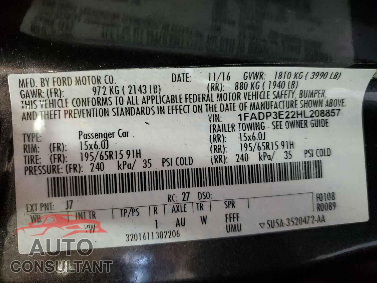 FORD FOCUS 2017 - 1FADP3E22HL208857