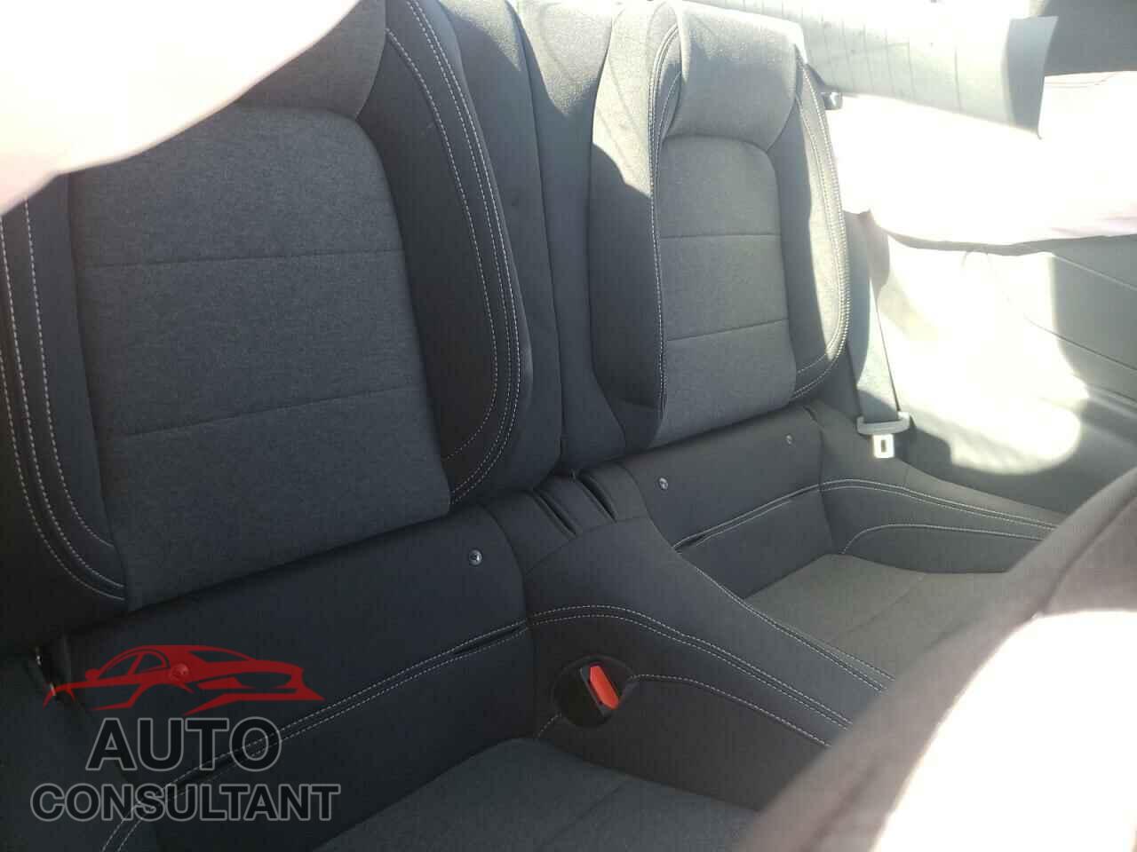 FORD MUSTANG 2024 - 1FA6P8CF1R5404774