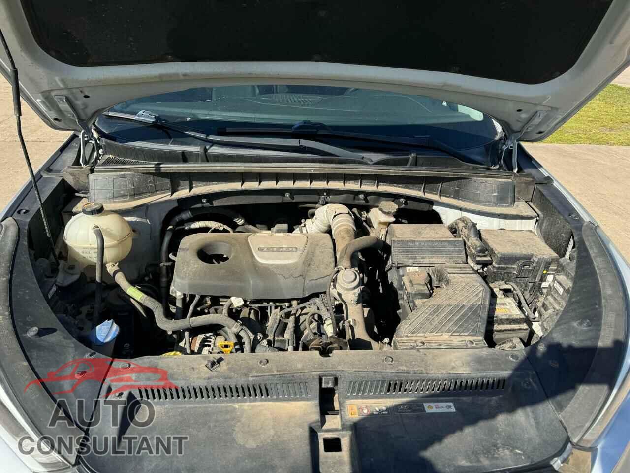 HYUNDAI TUCSON 2018 - KM8J3CA20JU778267