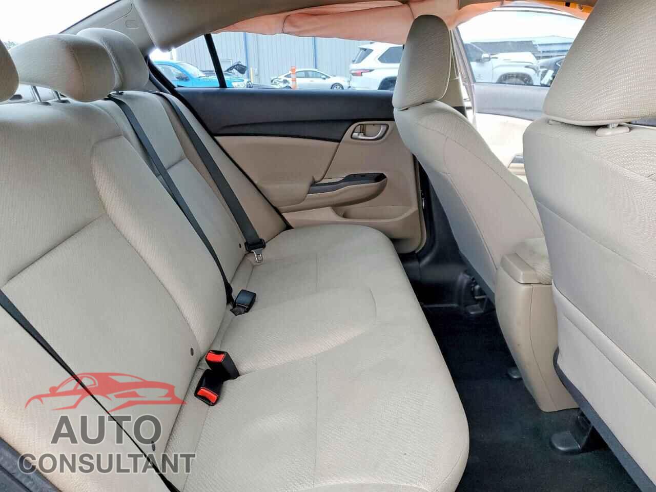 HONDA CIVIC 2013 - 2HGFB2F58DH552559