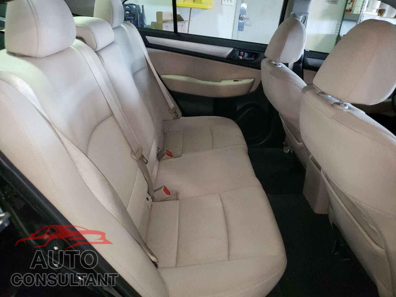 SUBARU LEGACY 2017 - 4S3BNAF68H3020907