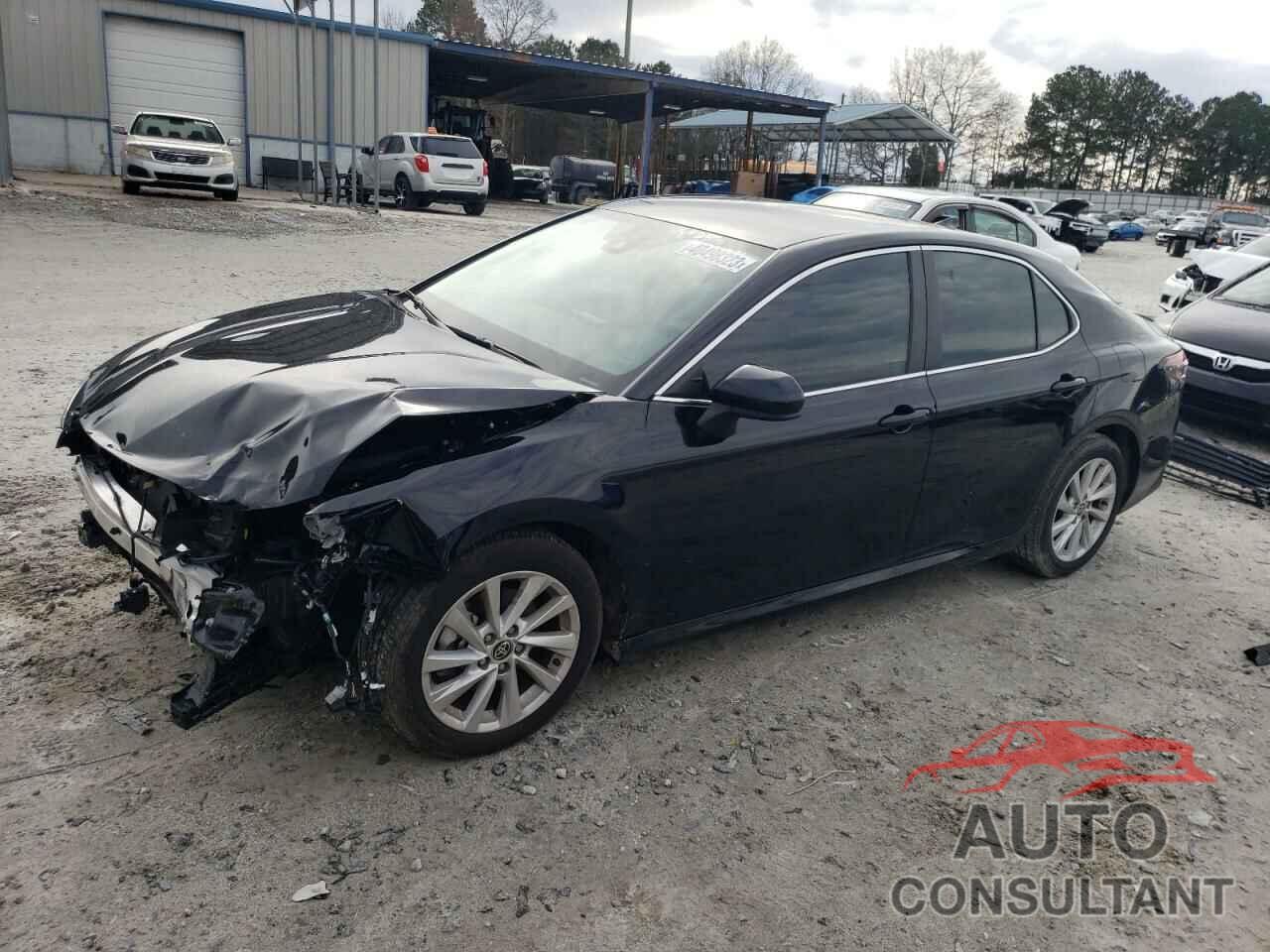TOYOTA CAMRY 2022 - 4T1C11AK4NU682375