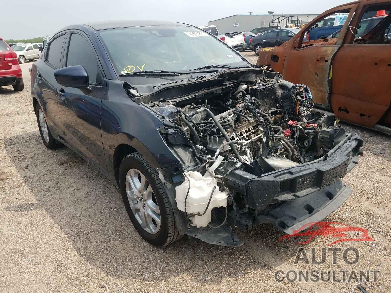 TOYOTA YARIS 2017 - 3MYDLBYVXHY177419