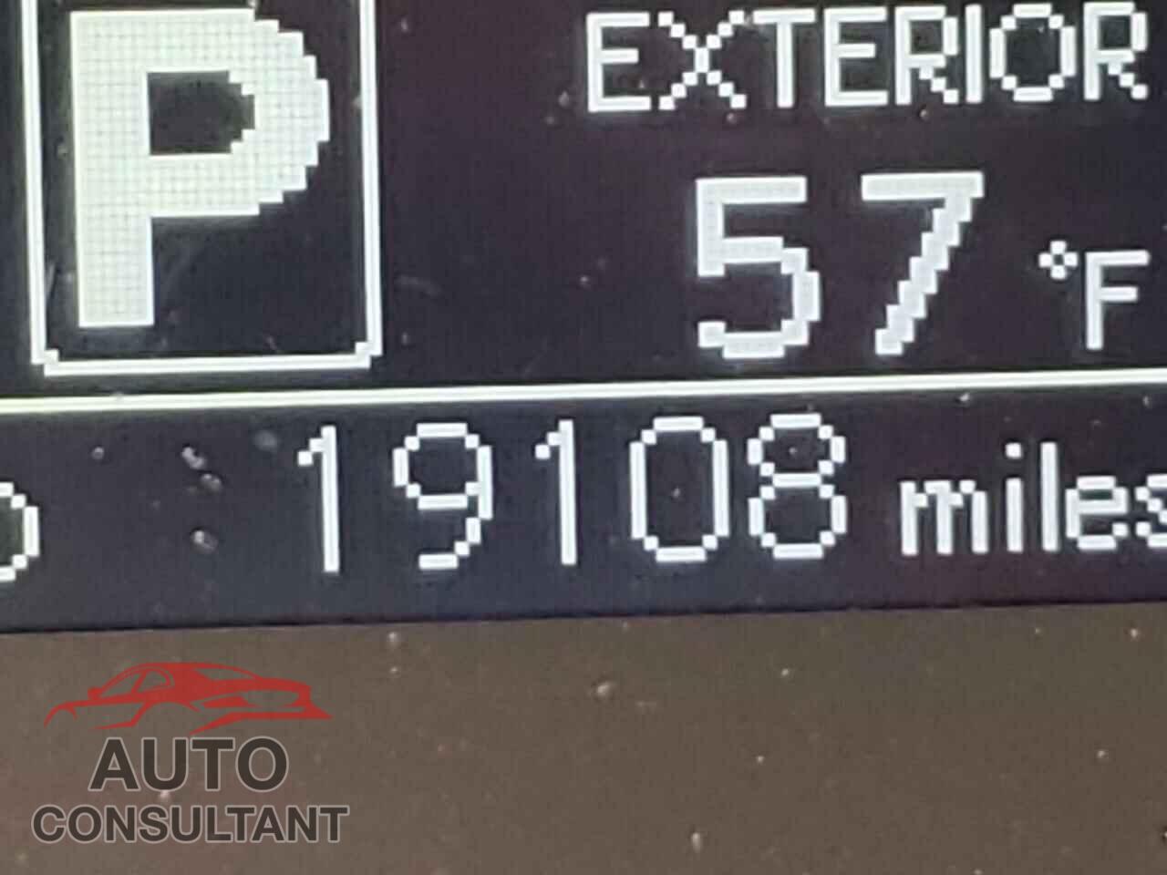TOYOTA SIENNA 2017 - 5TDKZ3DC7HS887948
