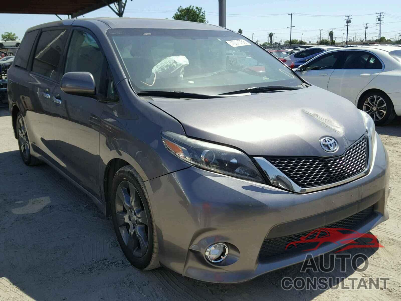 TOYOTA SIENNA 2015 - 5TDXK3DC2FS591825