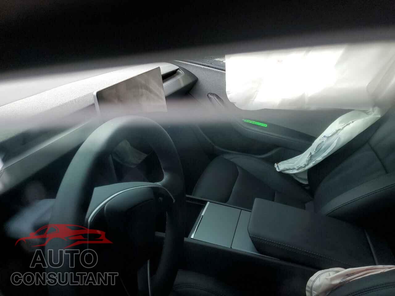 TESLA MODEL 3 2025 - 5YJ3E1EA9SF918209