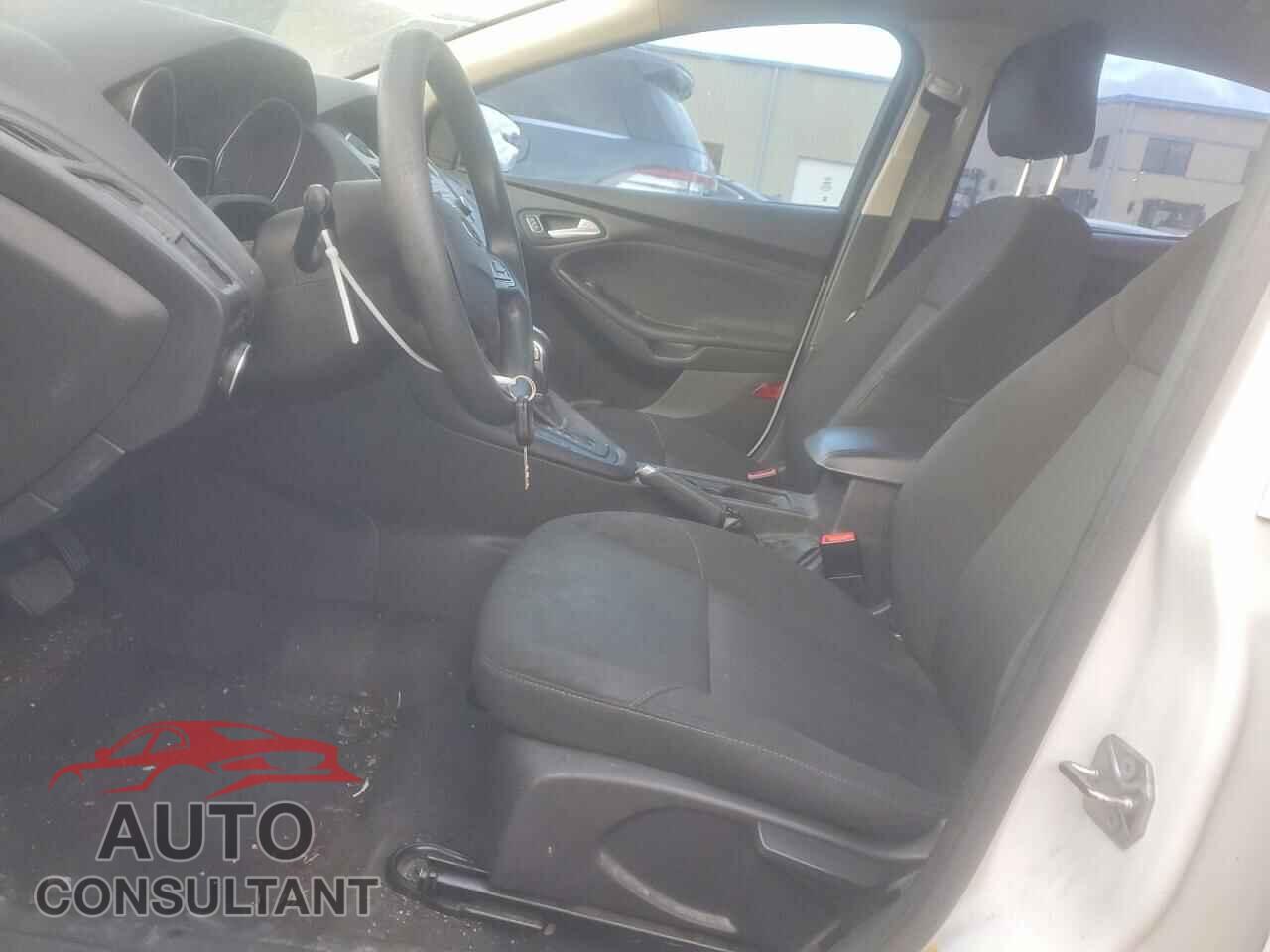 FORD FOCUS 2016 - 1FADP3F20GL253065