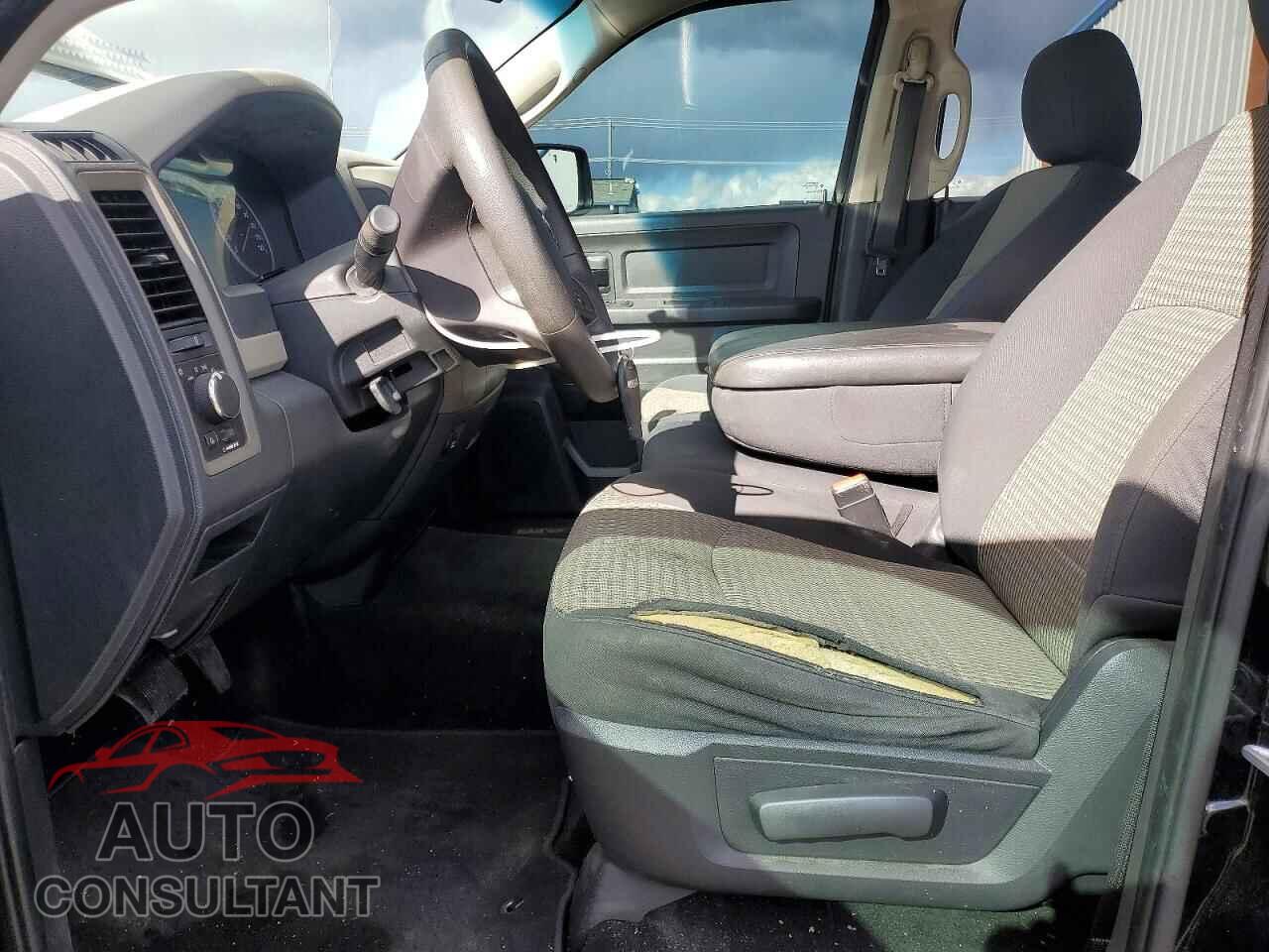 DODGE RAM 1500 2012 - 1C6RD7KT1CS107523