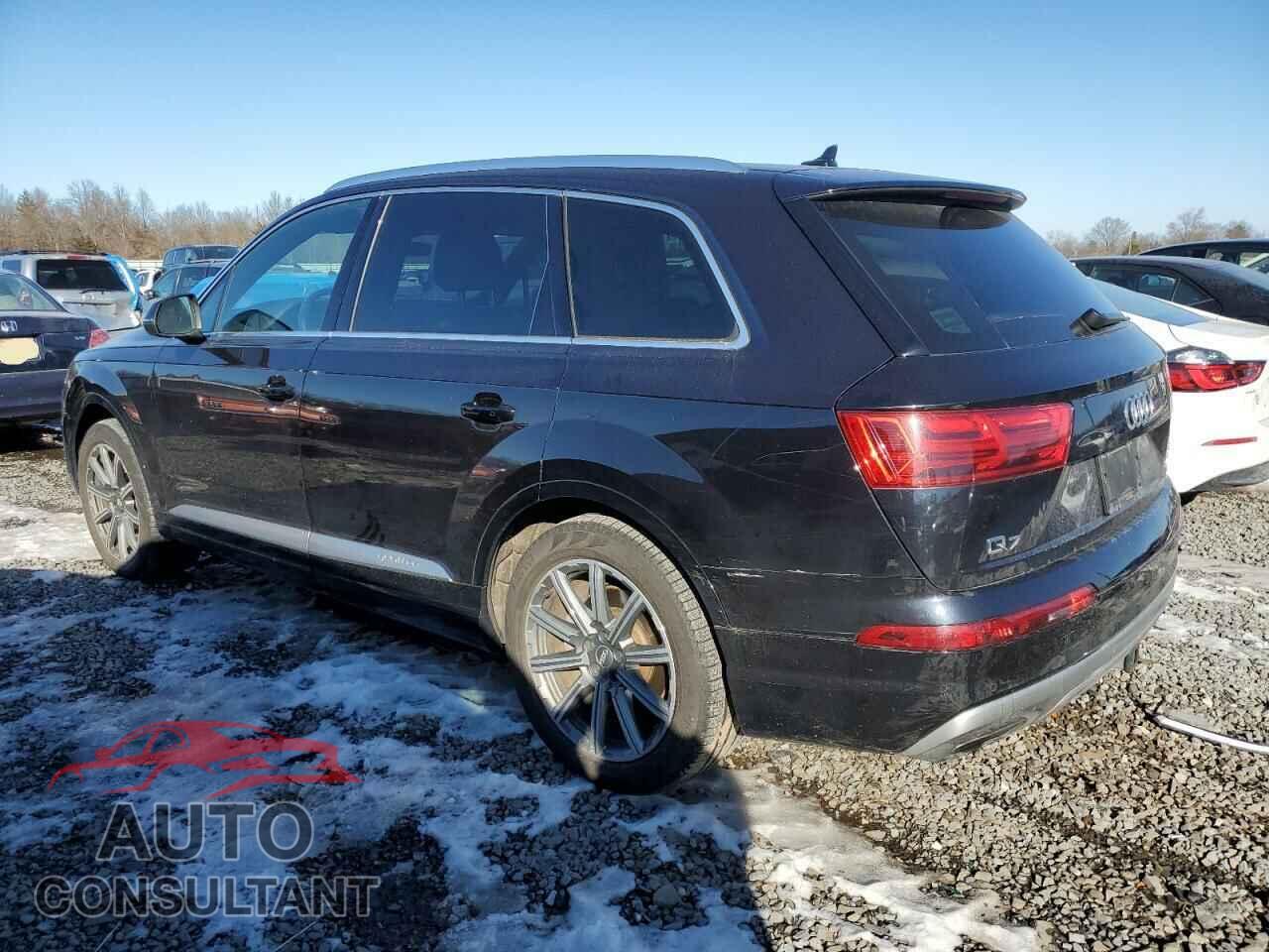 AUDI Q7 2018 - WA1VAAF73JD031258