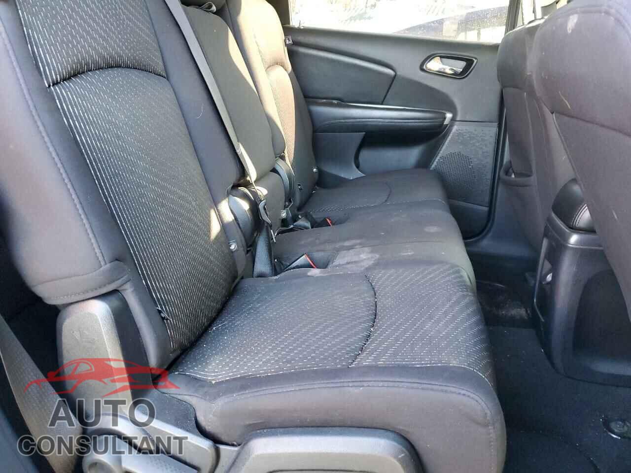 DODGE JOURNEY 2013 - 3C4PDCAB1DT556637