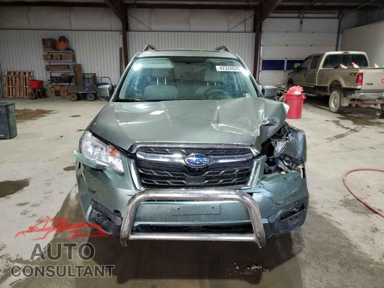 SUBARU FORESTER 2017 - JF2SJAEC4HH809031
