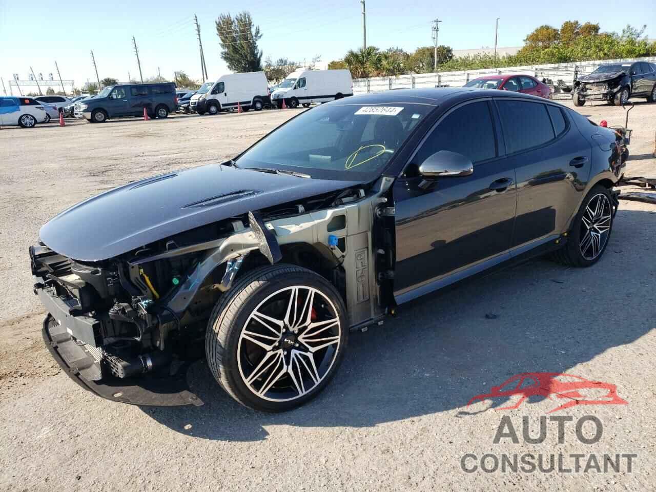 KIA STINGER 2022 - KNAE45LC1N6121442