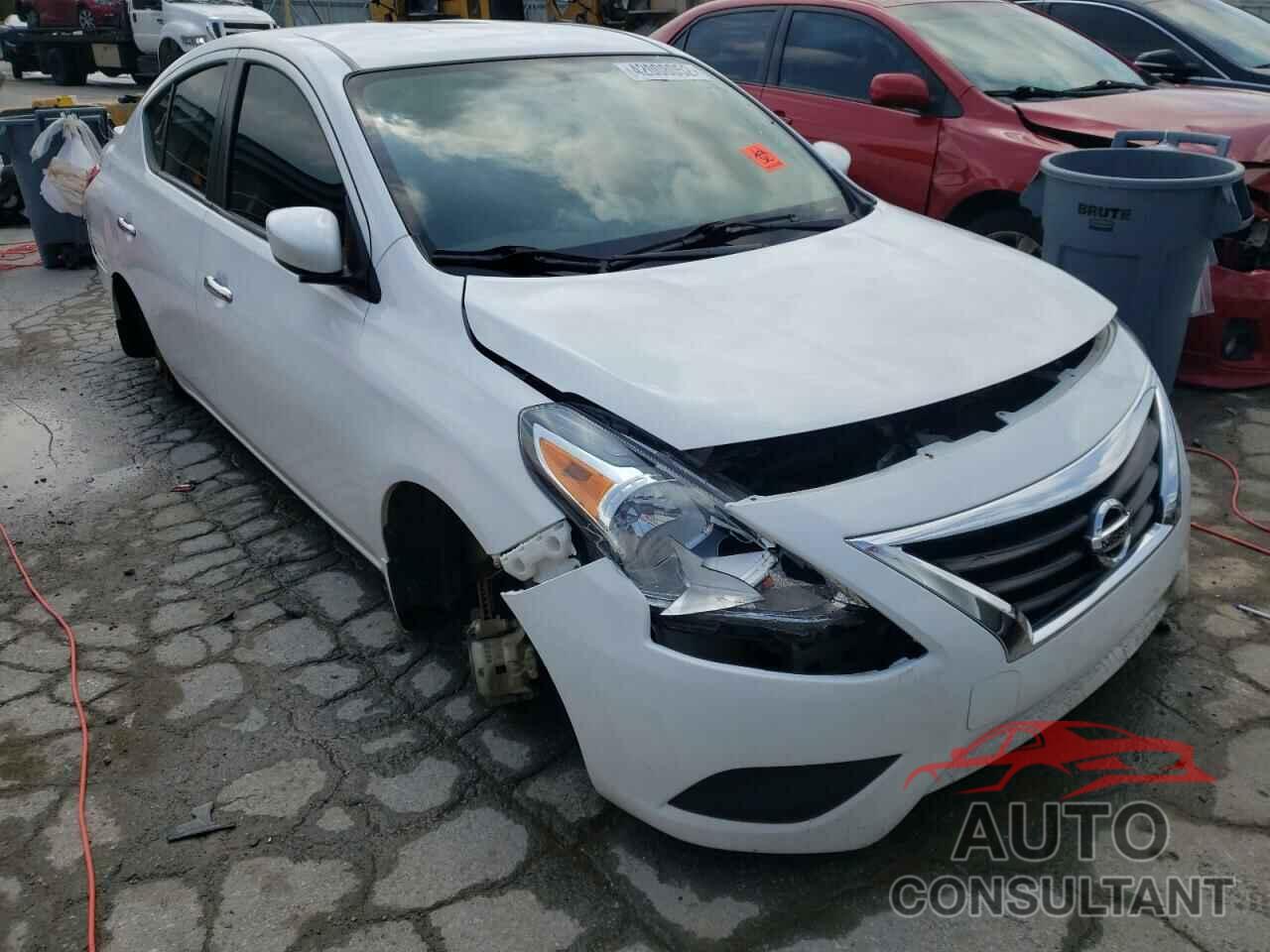 NISSAN VERSA 2019 - 3N1CN7AP2KL837182